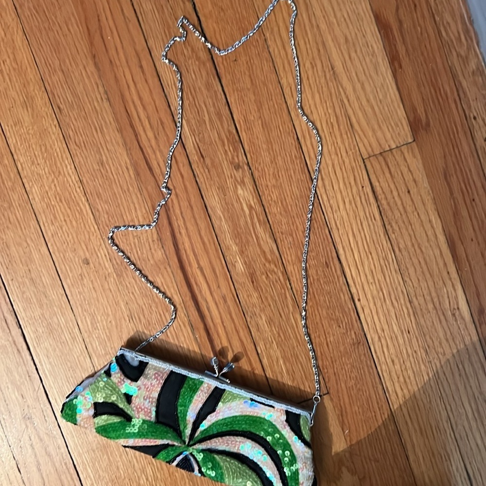 Vintage green multi Sequin Clutch with chain strap - Picture 4 of 4
